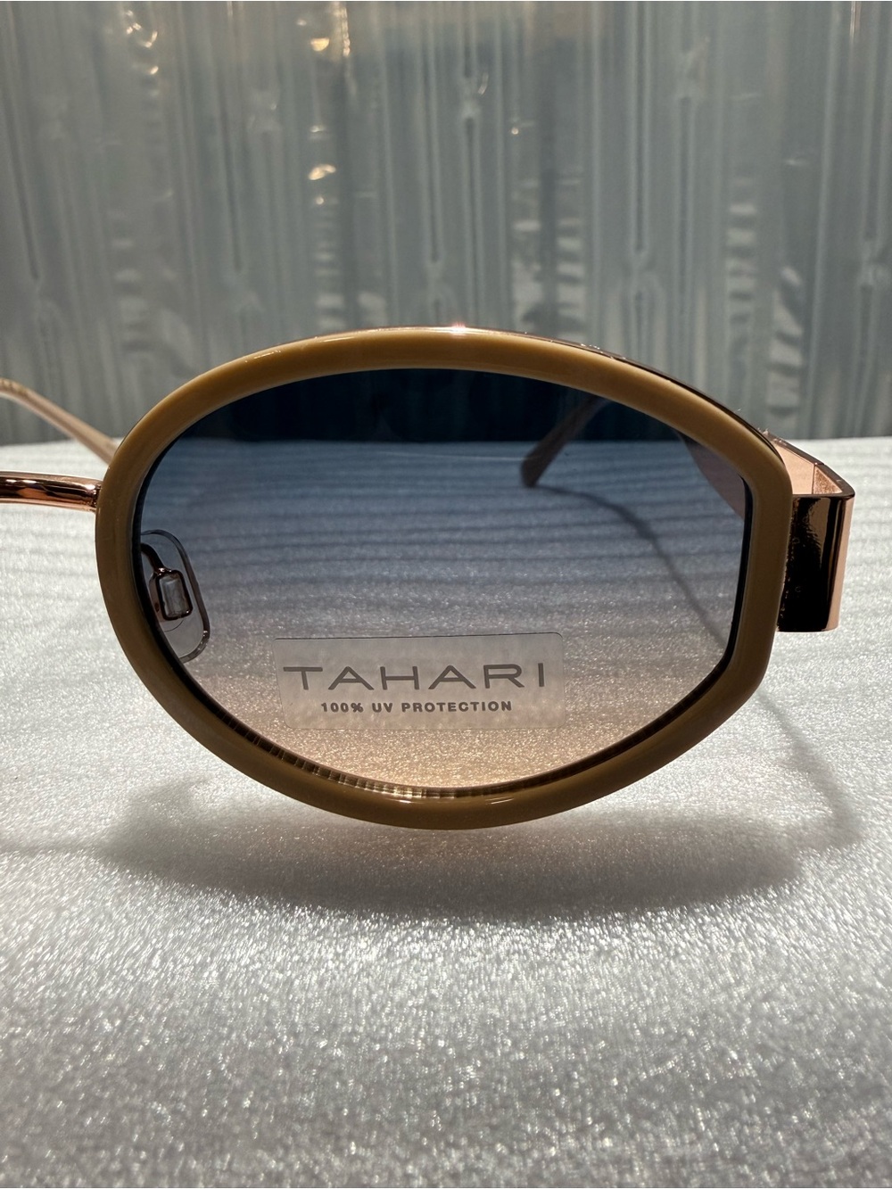 Tahari Women’s Oversized Round Sunglasses,Rose Gold & Nude-New - Picture 2 of 7
